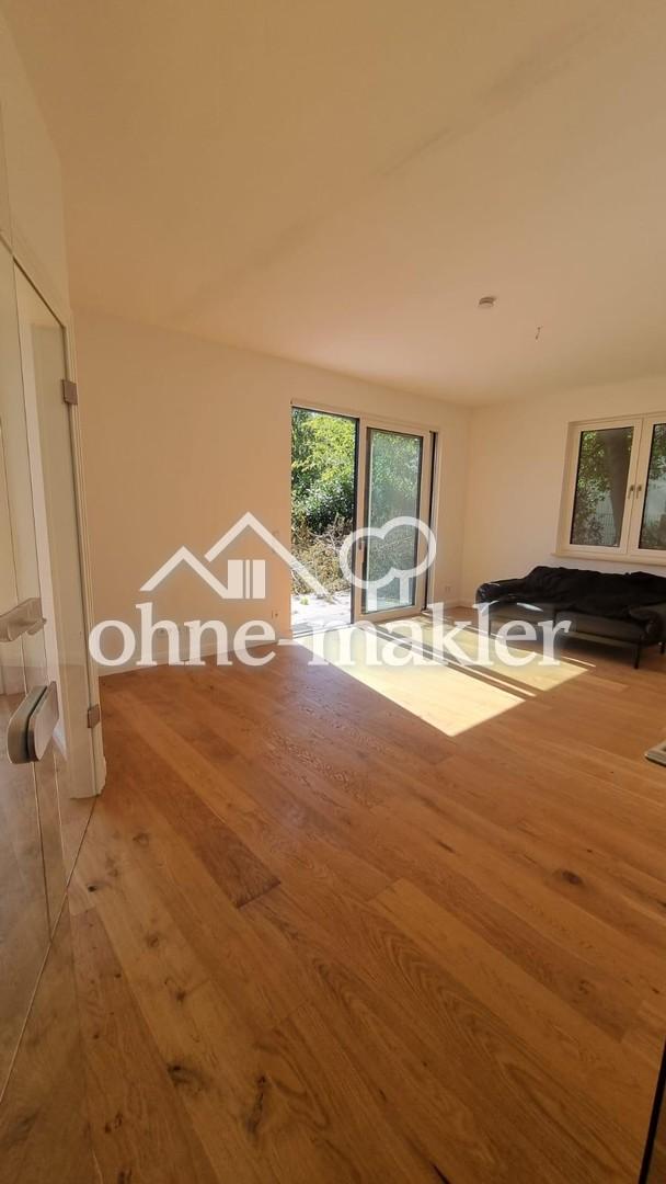 Luxuriöse 4 Raumwohnung mit traumhaften Garten in einer Villa - Foto 1