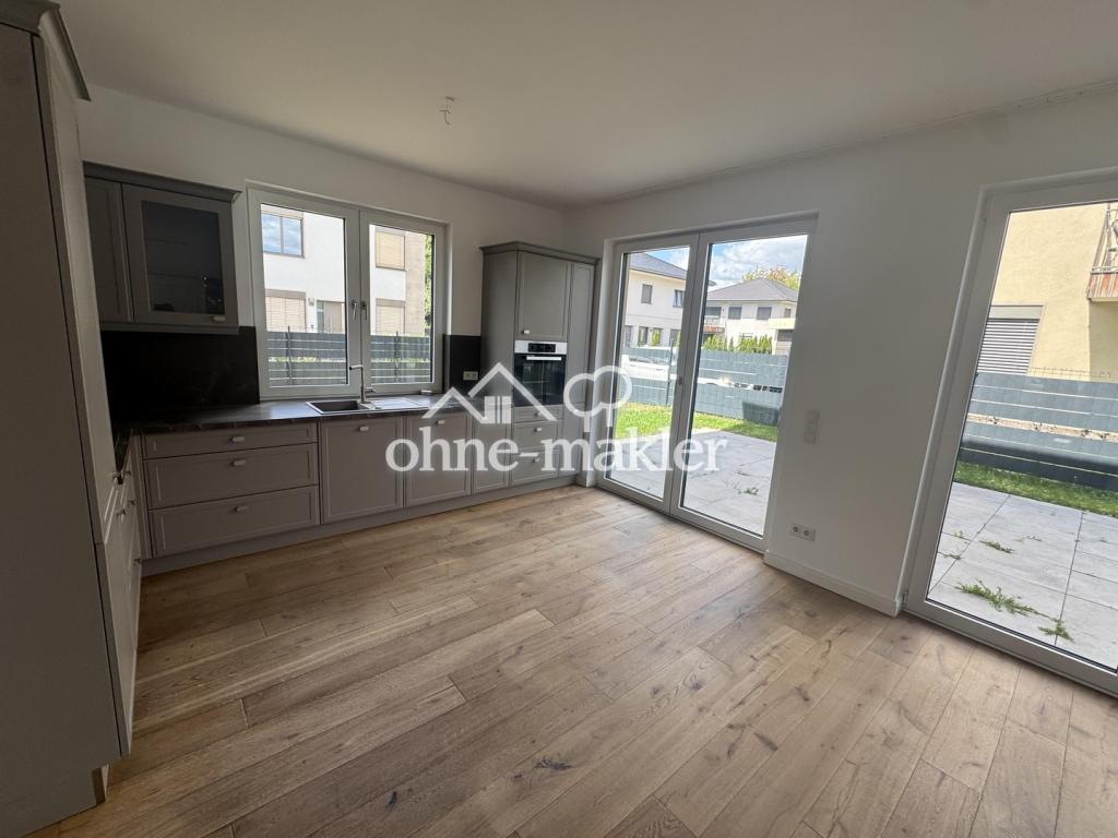 Traumhafte 4 Raumwohnung mit großem Garten in einer Villa - Photo 3