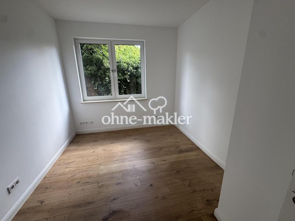 Traumhafte 4 Raumwohnung mit großem Garten in einer Villa - Foto 2