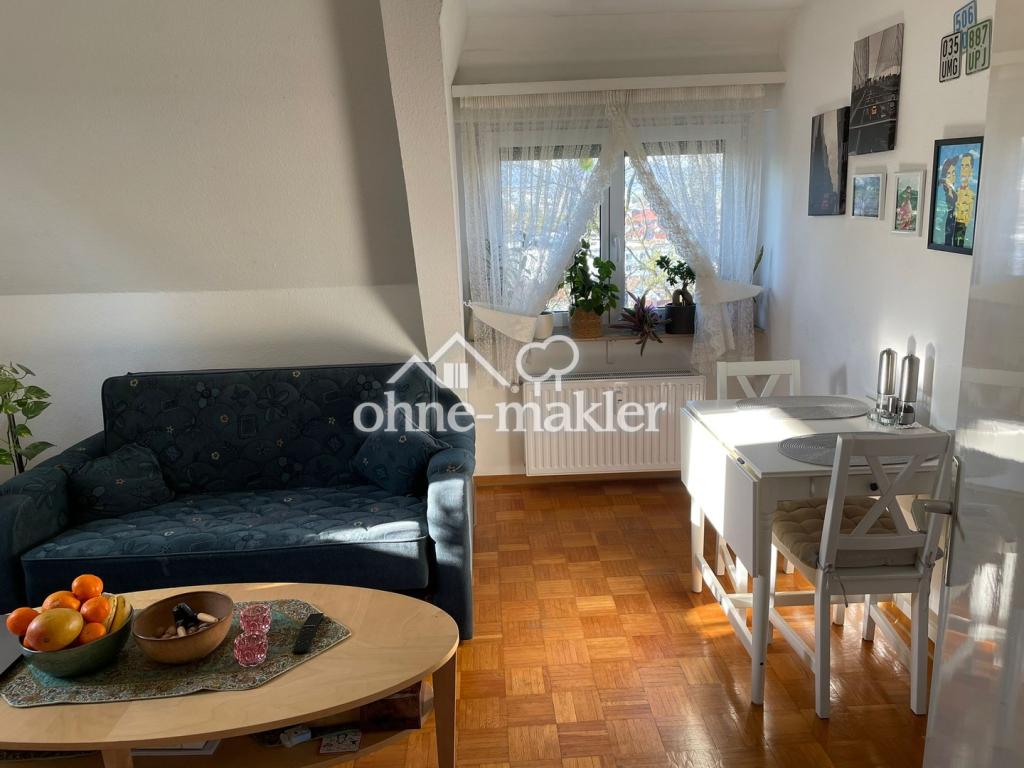 Ruhig gelegene, modernisierte Dachgeschosswohnung mit Fernsicht - Photo 2