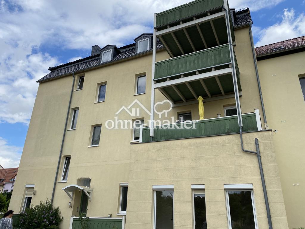 Schöne ETW im sanierten Objekt mit Terrasse, Küche und Stellplatz - Photo 4