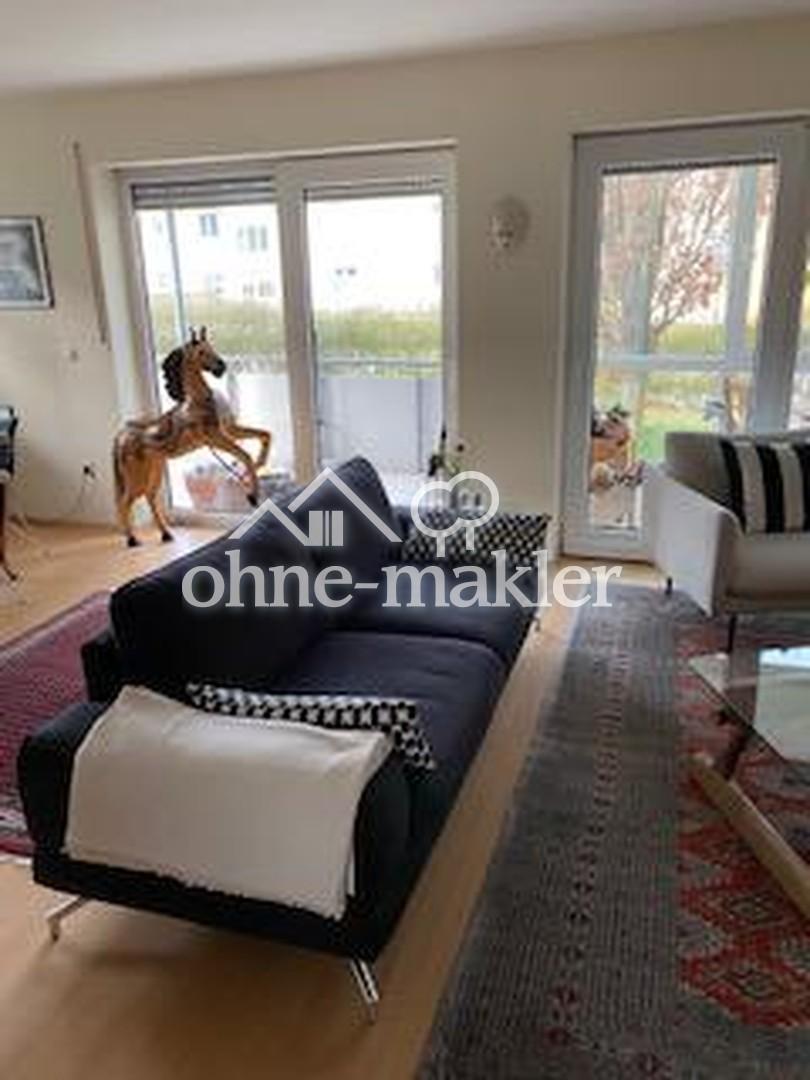 Helle 3 Zimmerwohnung mit Balkon,Wintergarten und Carport Stellplatz - Foto 1