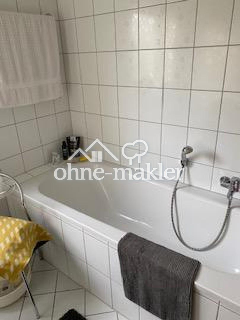 Helle 3 Zimmerwohnung mit Balkon,Wintergarten und Carport Stellplatz - Foto 3