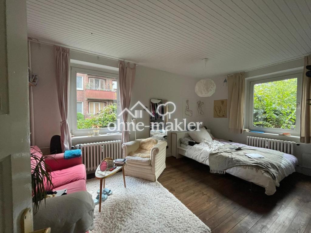 WG-fähig, 2 Balkone(!), ruhige Seitenstraße, gute infrastrukturelle Lage - Photo 3