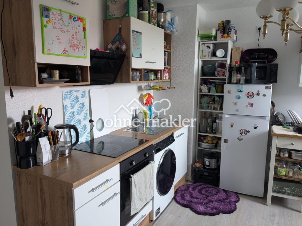 Topsanierte DG Wohnung, WG geeignet, Einbauküche, zentral - Photo 2