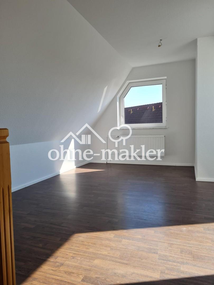 Schöne und helle 2 Zimmer Dachgeschosswohnung ab dem 01.09.26 - Foto 4