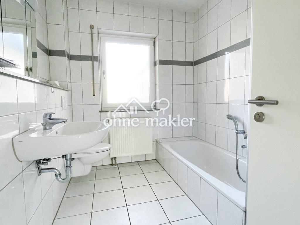 Helle, moderne 2-Zi-Wohnung mit 2 Balkons und Aufzug - Photo 3