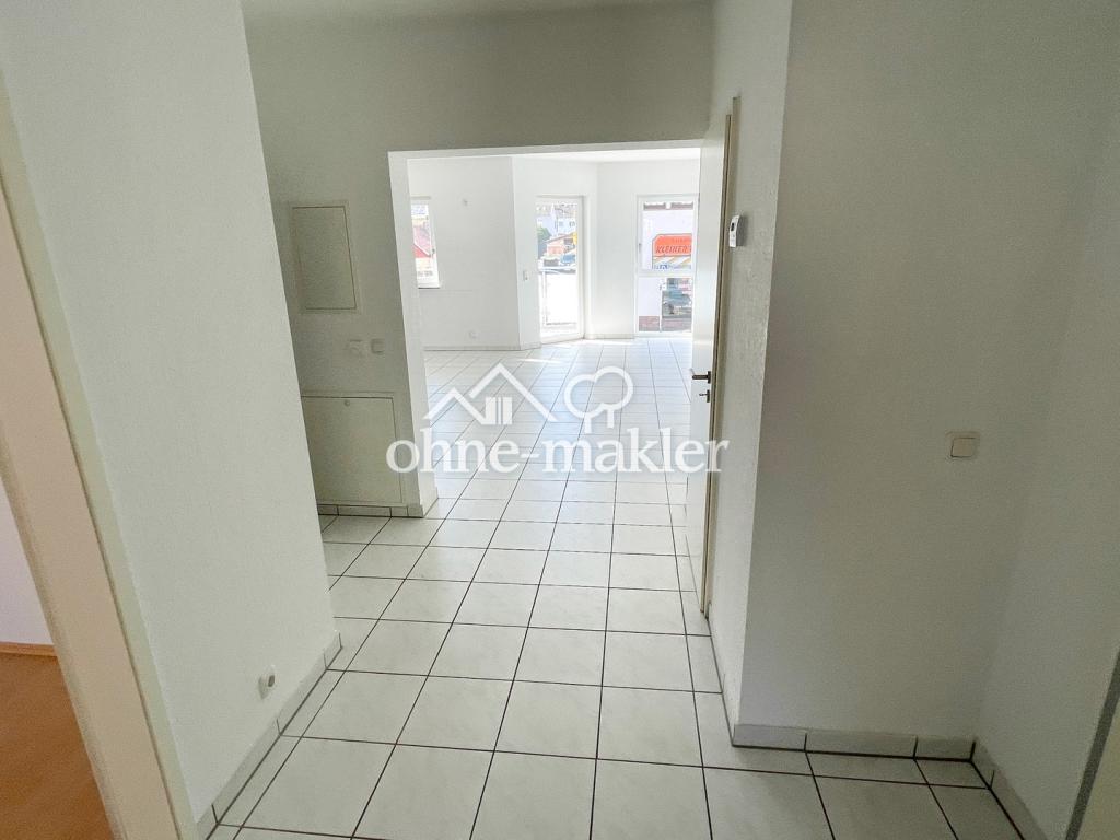 Helle, moderne 2-Zi-Wohnung mit 2 Balkons und Aufzug - Photo 1