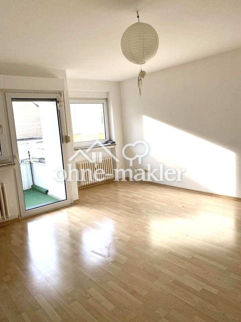 Schöne 1-Zimmer-Wohnung mit Einbauküche Bad und Balkon in Wiesbaden #11 - Photo 2