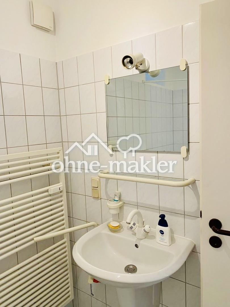 Schöne 1-Zimmer-Wohnung mit Einbauküche Bad und Balkon in Wiesbaden #11 - Photo 4