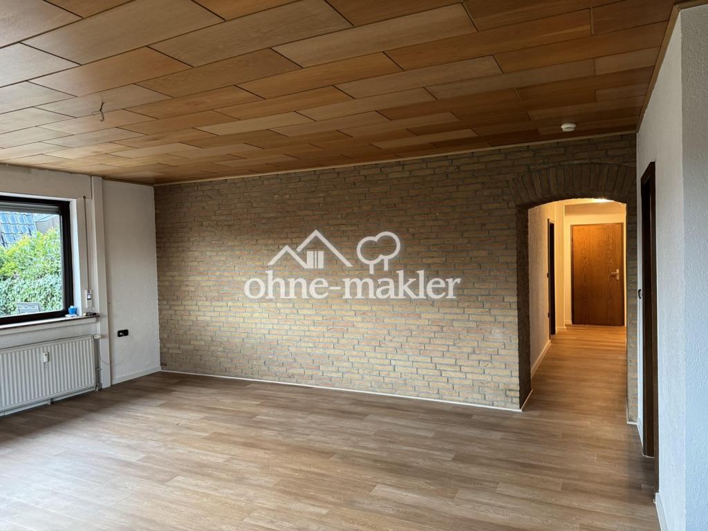 Große EG Wohnung im Grünen mit privater Terrasse und eigenem Garten im 2 FH - Foto 1