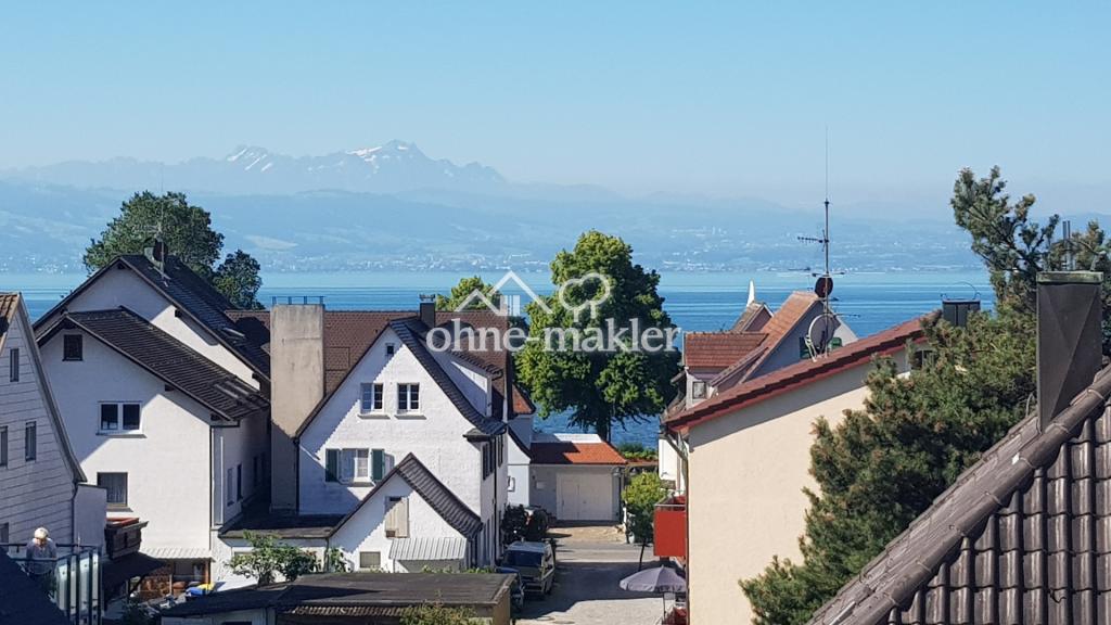 Blick vom Haus auf den See