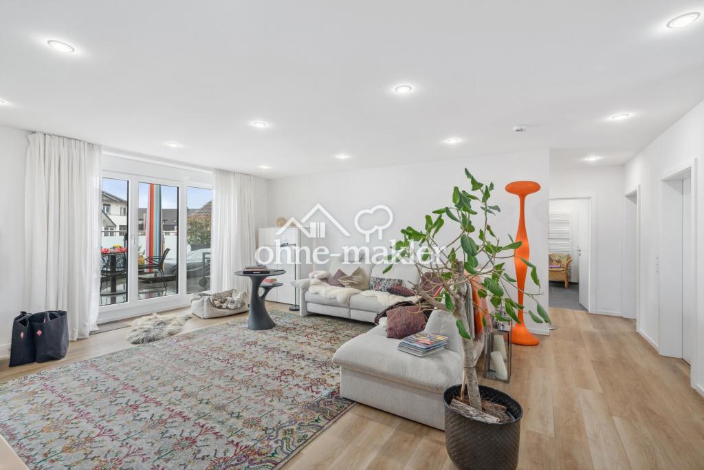 4-Zimmerwohnung in Traumlage mit Kachelofen, Balkon, Dachterrasse, Gästebad und Garage - Foto 3