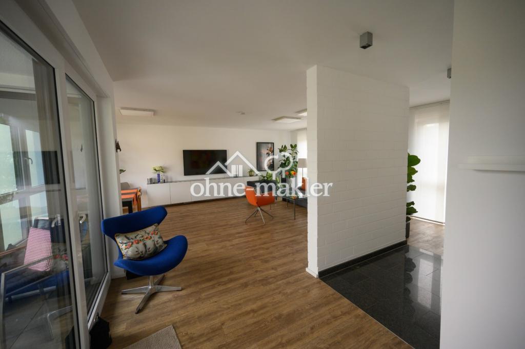 Moderne, großzügig geschnittene,lichtdurchflutete Wohnung in Architektenhaus - Foto 4