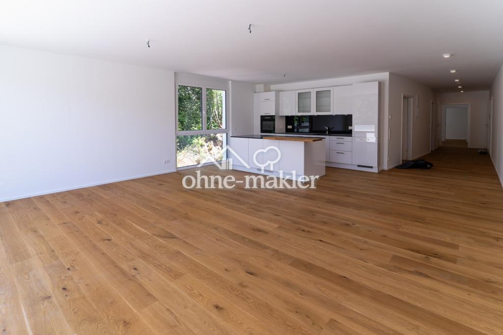 Exklusive 4,5-Zimmer-Wohnung 2 Balkone und EBK - Photo 3