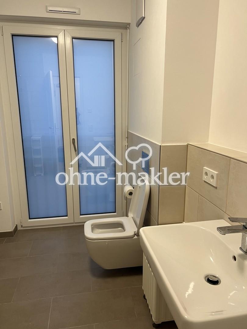 1 Zimmer Apartment(Teilmöbliert) im Lyoner Quartier Frankfurt mit Reddy Einbauküche - Foto 3