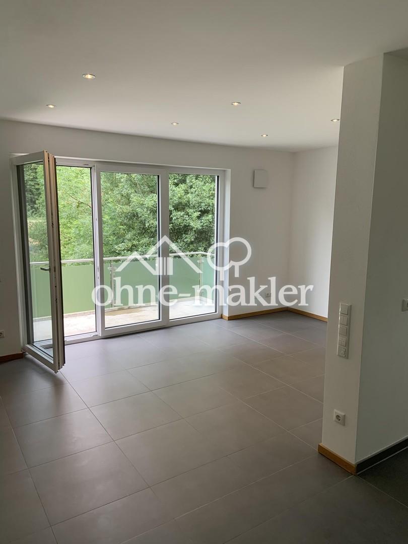 Im Grünen und doch zentral! Ruhige 3,5 Zimmer Wohnung mit großen Balkon in Freising-Stadt/Isarauen - Foto 2