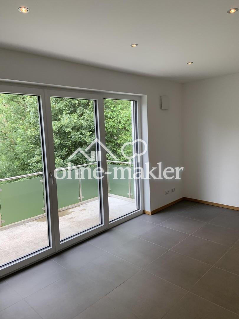 Im Grünen und doch zentral! Ruhige 3,5 Zimmer Wohnung mit großen Balkon in Freising-Stadt/Isarauen - Foto 3