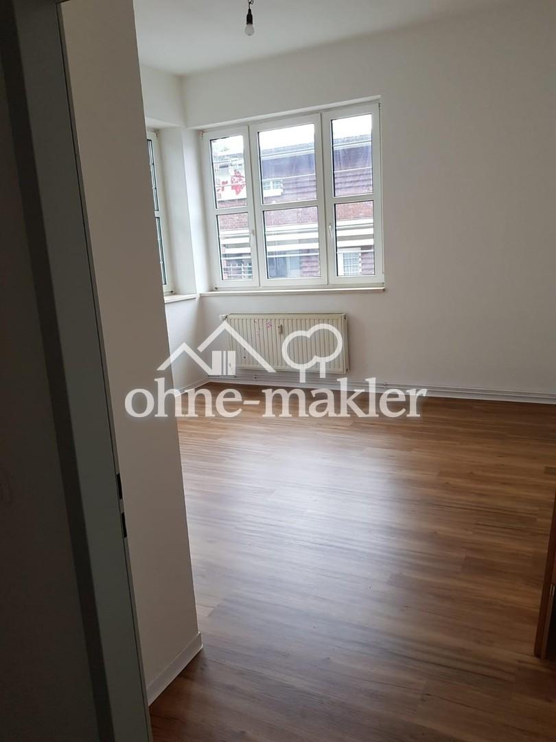 Wohnzimmer EG Wohnung
