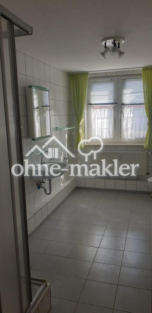 Bad Wohnung 1.OG