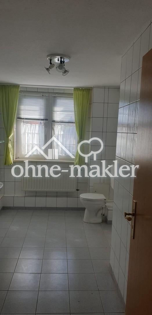 Bad Wohnung 1.OG
