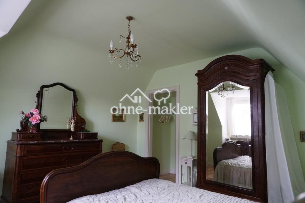 Schlafzimmer 2 OG