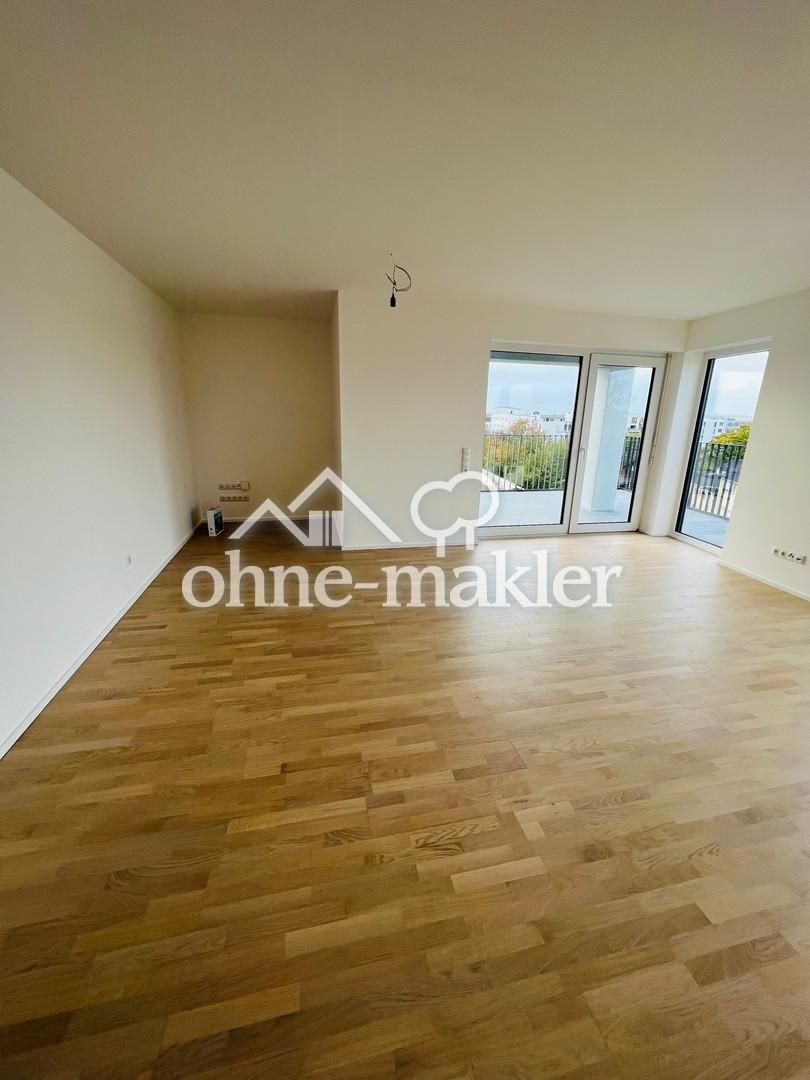 Helle und hochwertige Neubauwohnung mit großem Balkon - Photo 1