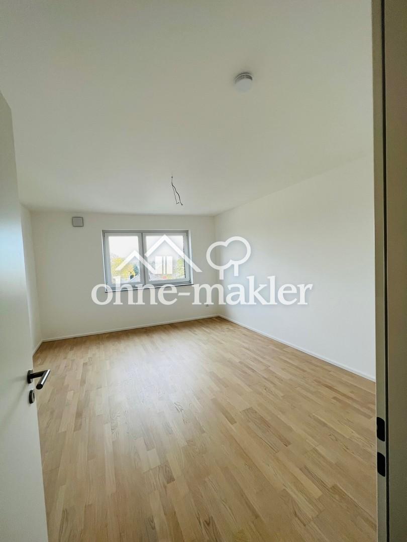 Helle und hochwertige Neubauwohnung mit großem Balkon - Photo 4