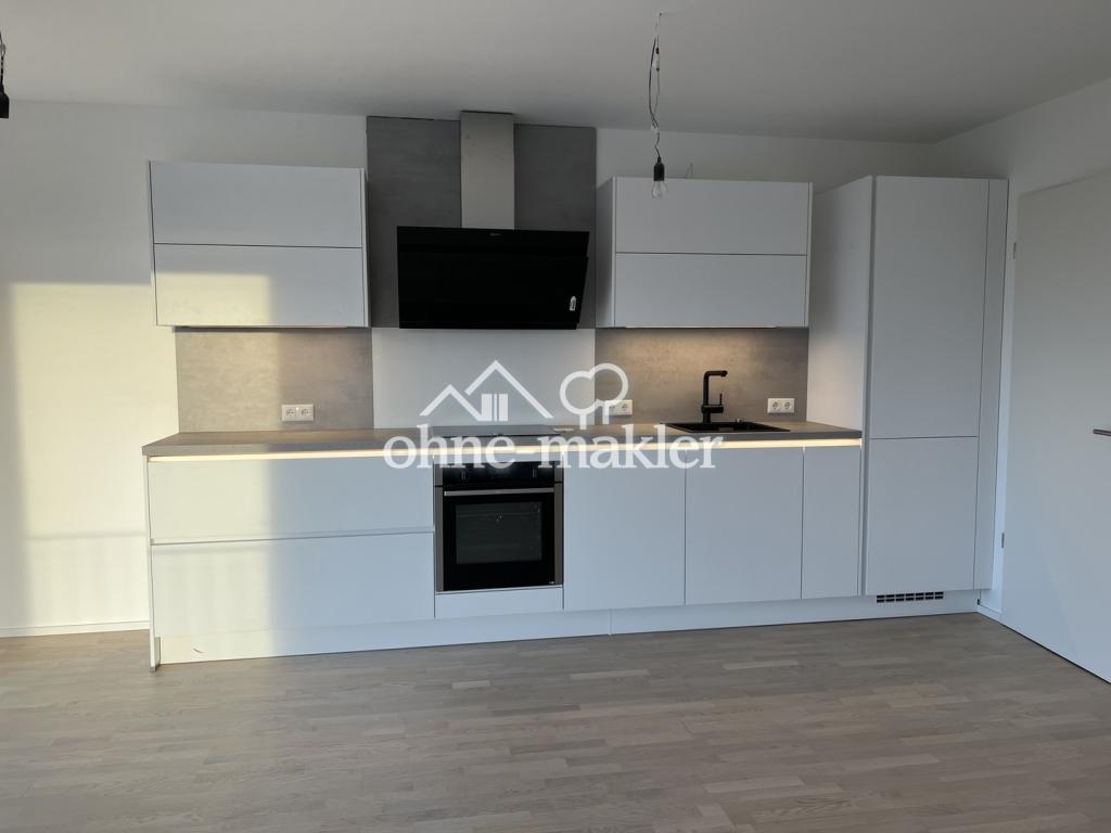 Helle und hochwertige Neubauwohnung mit großem Balkon - Photo 5