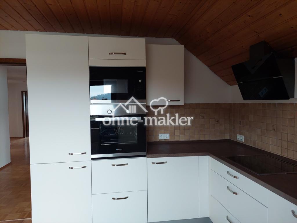 Wohnung im 1.OG neue renoviert, neue Einbauküche, + Waschbeckenschränke im Bad - Photo 3