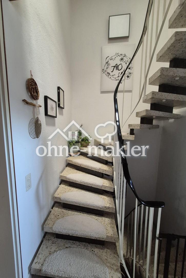 Treppe zum OG