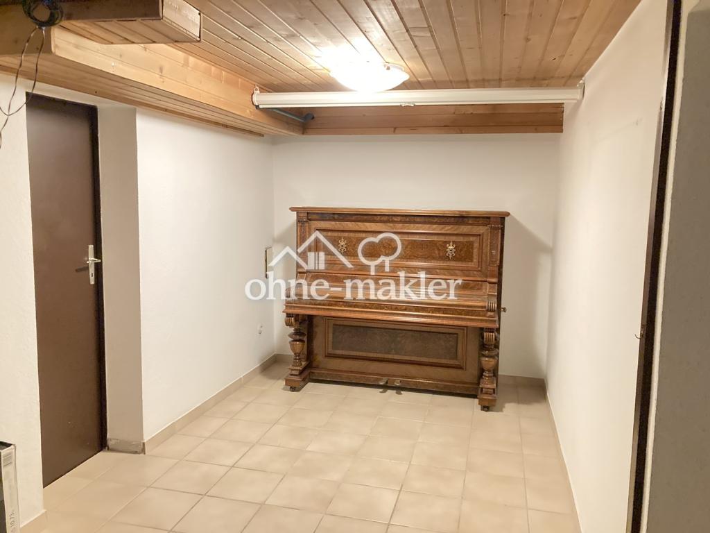 Keller Zugangsflur, unmöbliert