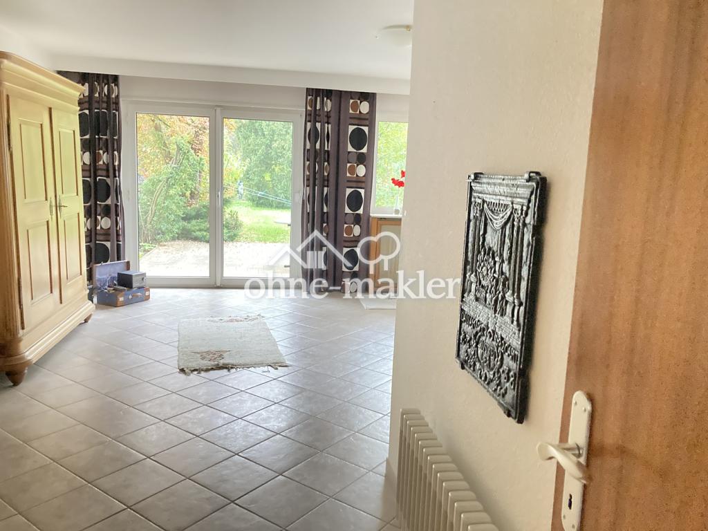 Wohnzimmer, unmöbliert