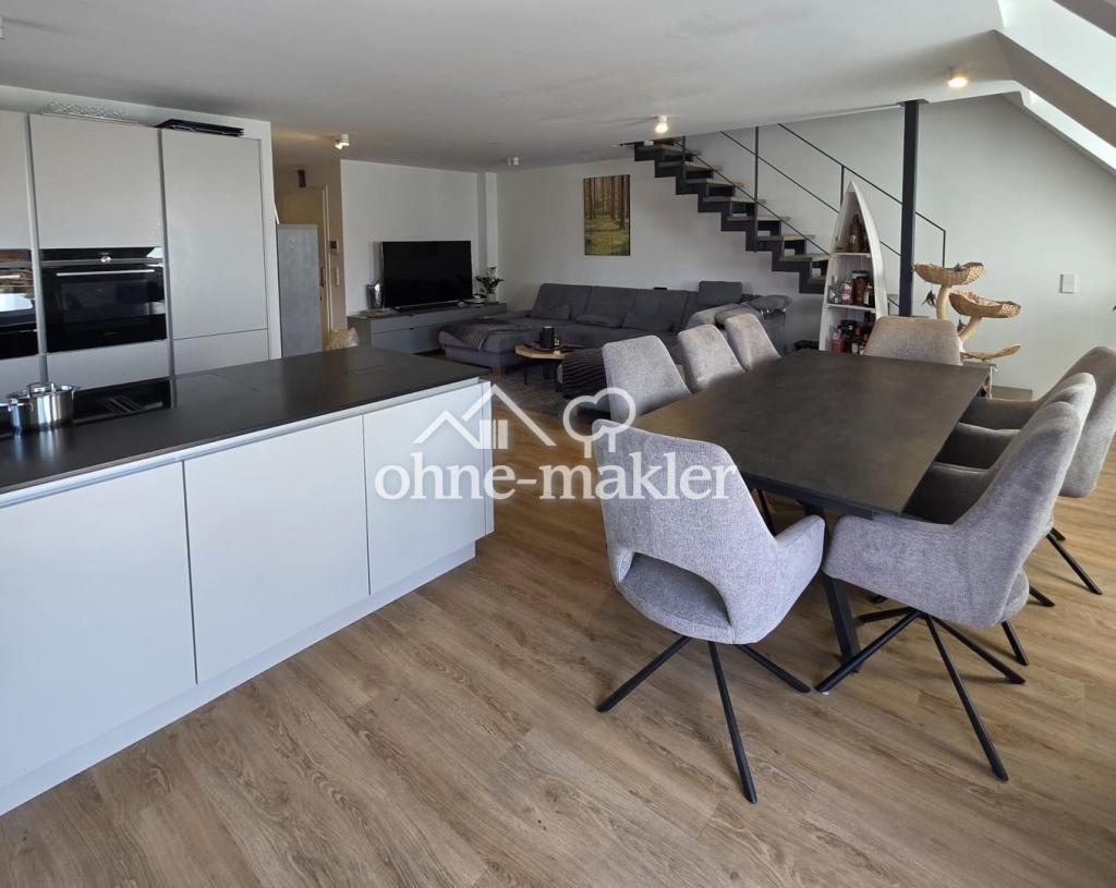 Traumhafte 4,5 Zimmer Maisonette Wohnung in Fellbach Oeffingen - Photo 1