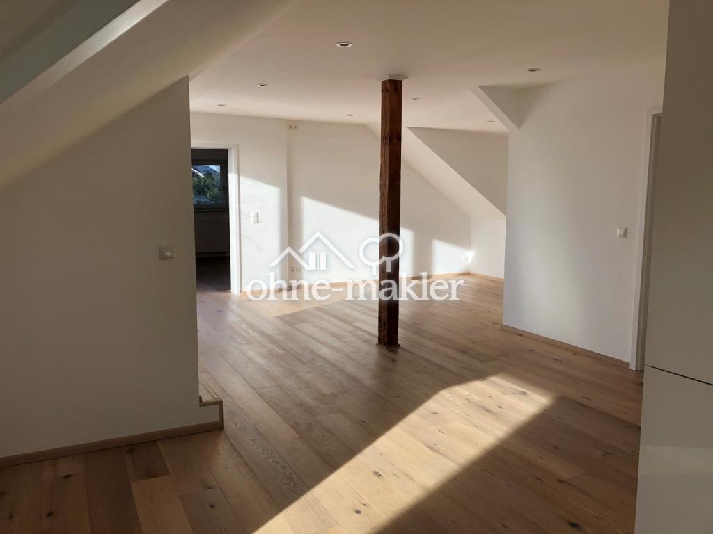 Exklusive Dachgeschosswohnung mit 2 Zimmern sowie Loggia in bevorzugter Lage von Plön - Foto 1