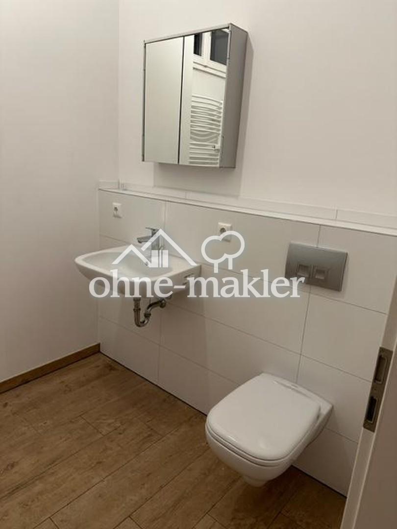 Helle Altbau-Stadtvilla 3-Zimmer-Erdgeschosswohnung inkl. moderner Einbauküche, Stadtzentrum - Photo 5