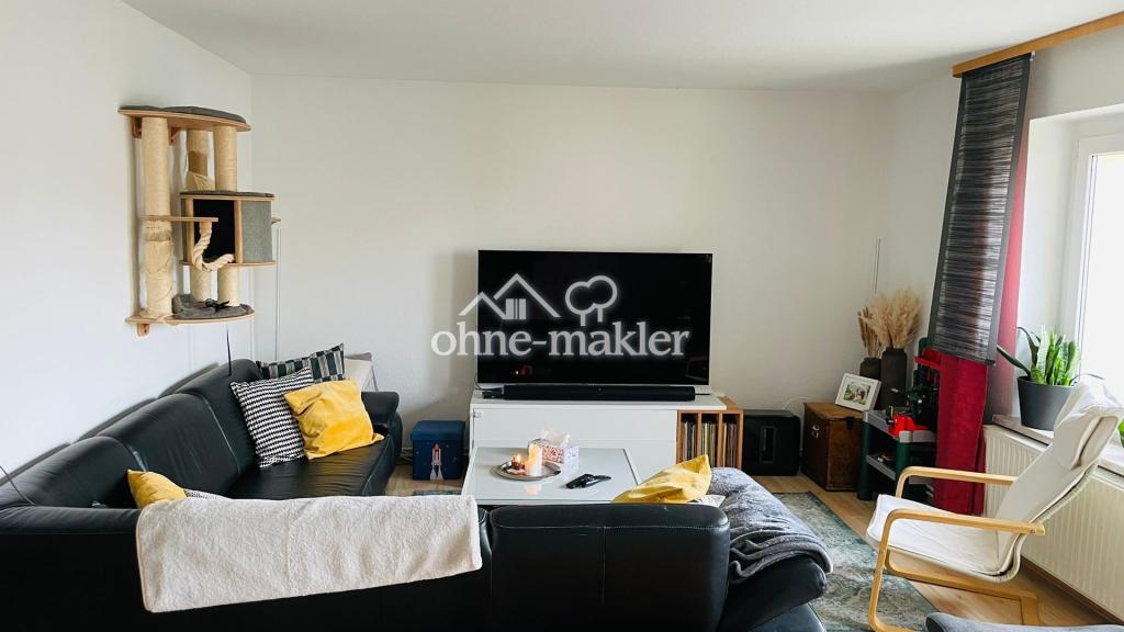 Wohnzimmer eingerichtet