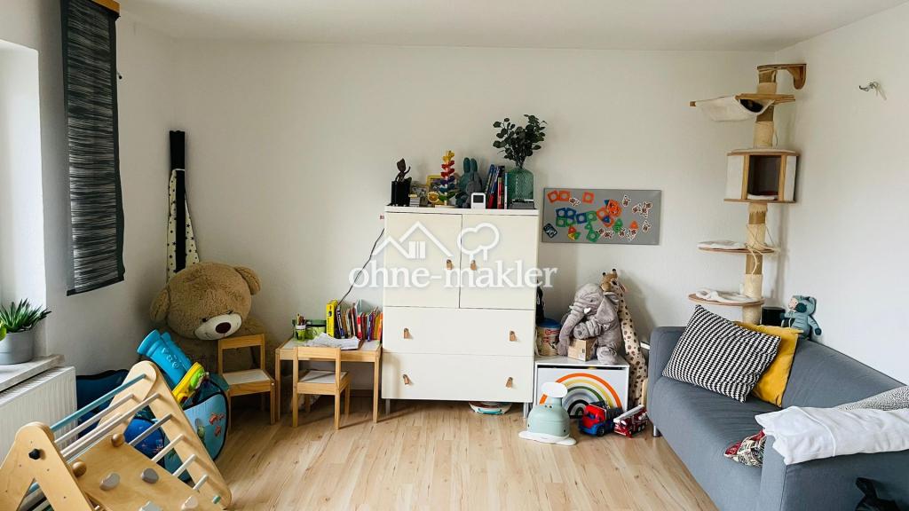 Wohnzimmer eingerichtet