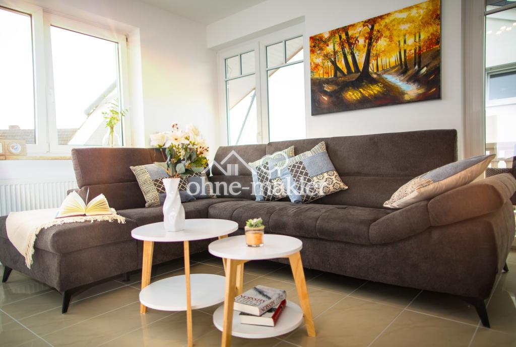 Möblierte, helle 4-ZKB mit Balkon. WG möglich - Foto 2