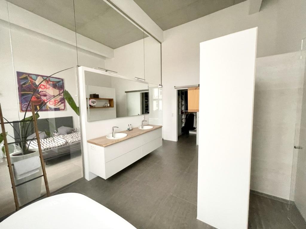 Hauptbadezimmer 