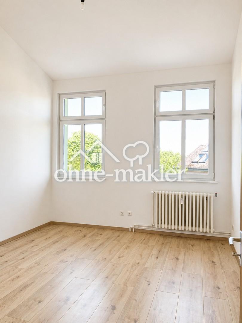 Sonnige 3-Zimmer-Dachgeschosswohnung mit Terrasse in Neukölln - Foto 3