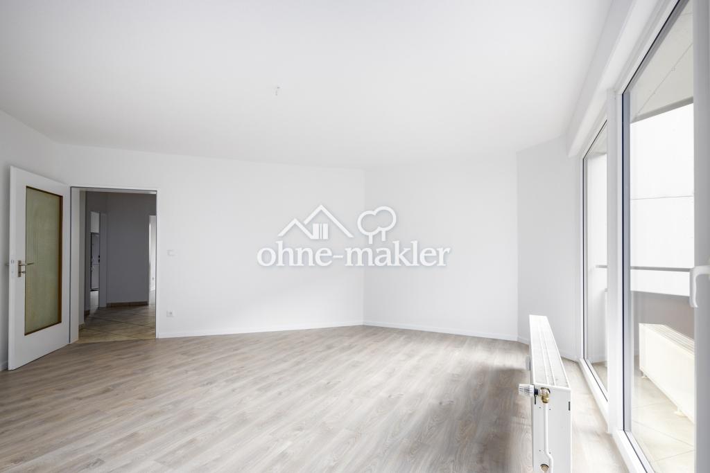 Wohnzimmer Richtung Flur