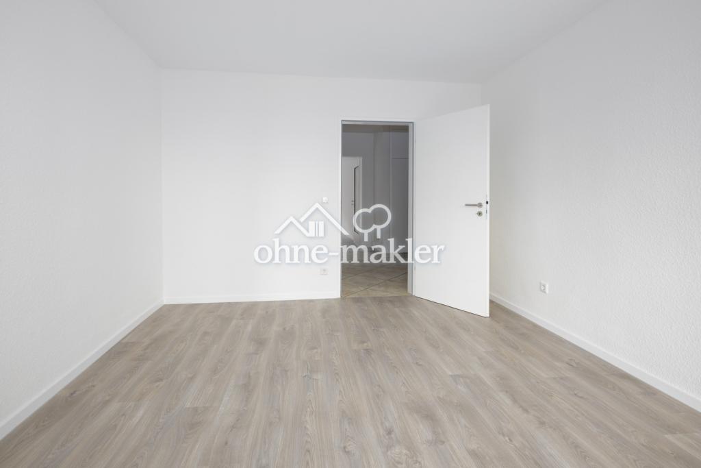 Schlafzimmer zum Flur