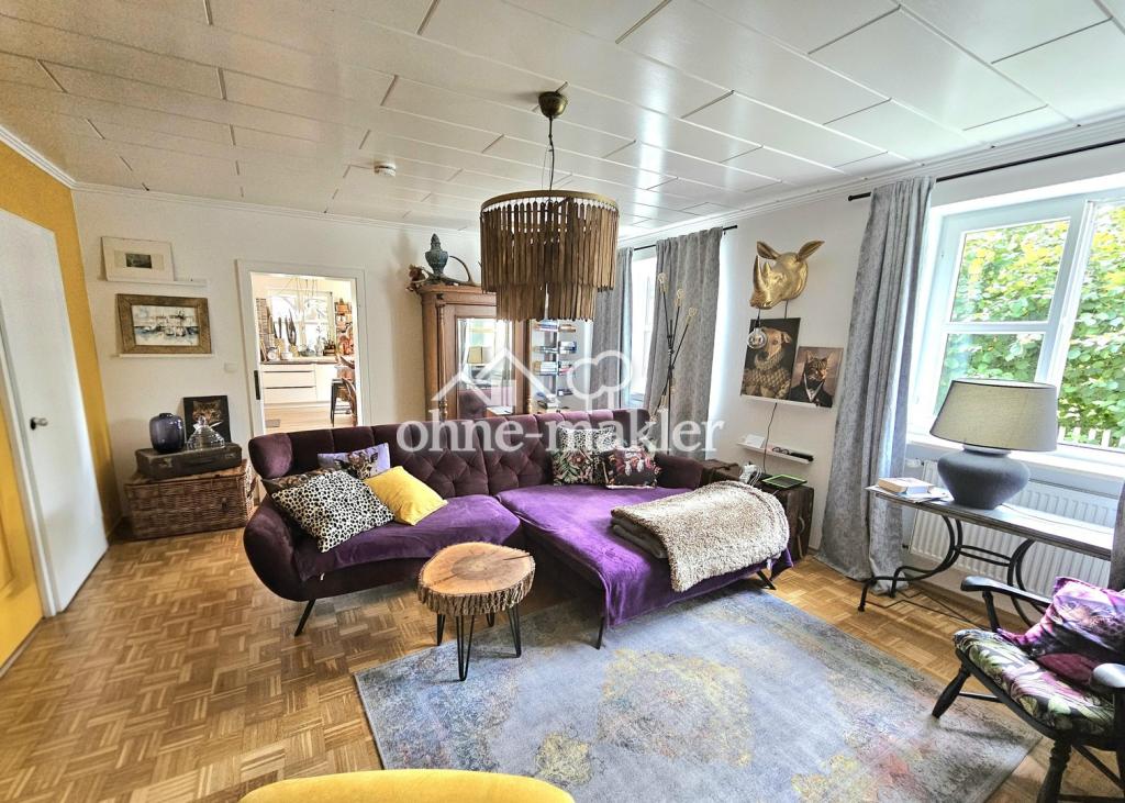 Attraktive 5-Zimmer-Maisonettewohnung in Alleinlage mit eigenem Garten&Pool - Photo 1