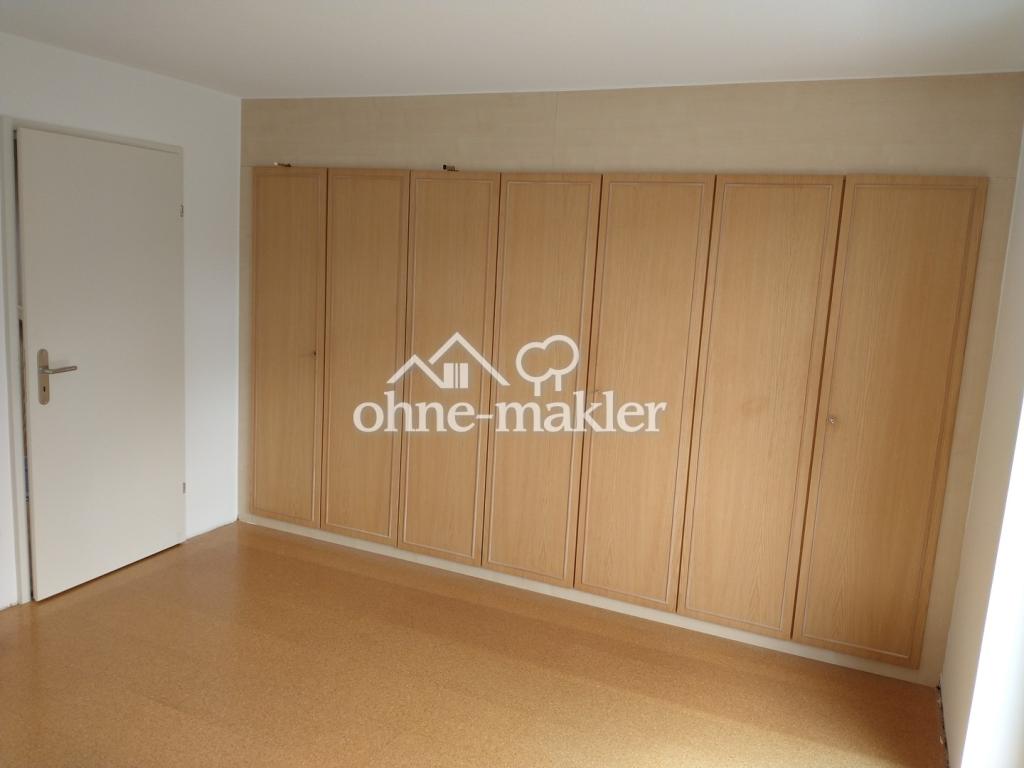 Elternschlafzimmer Einbauschr.