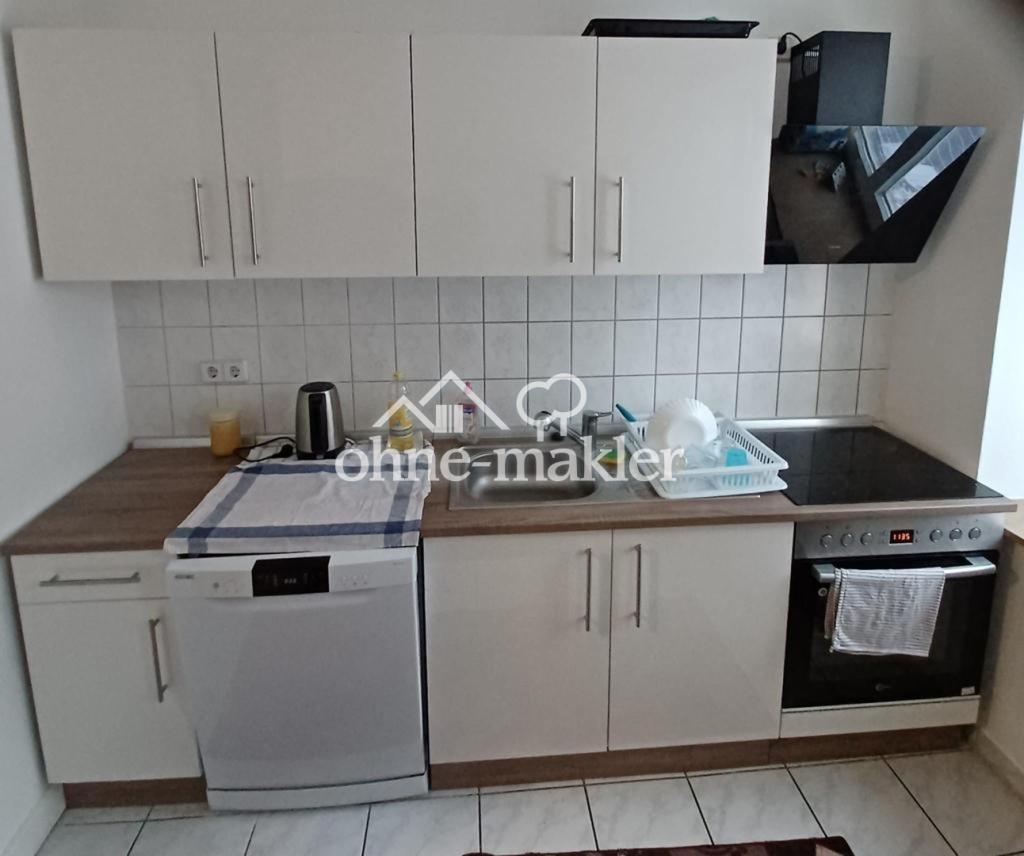 Moderne Wohnung mit Einbauküche, 3-Zimmer, offener Grundriss und Balkon in Chemnitz - Photo 5