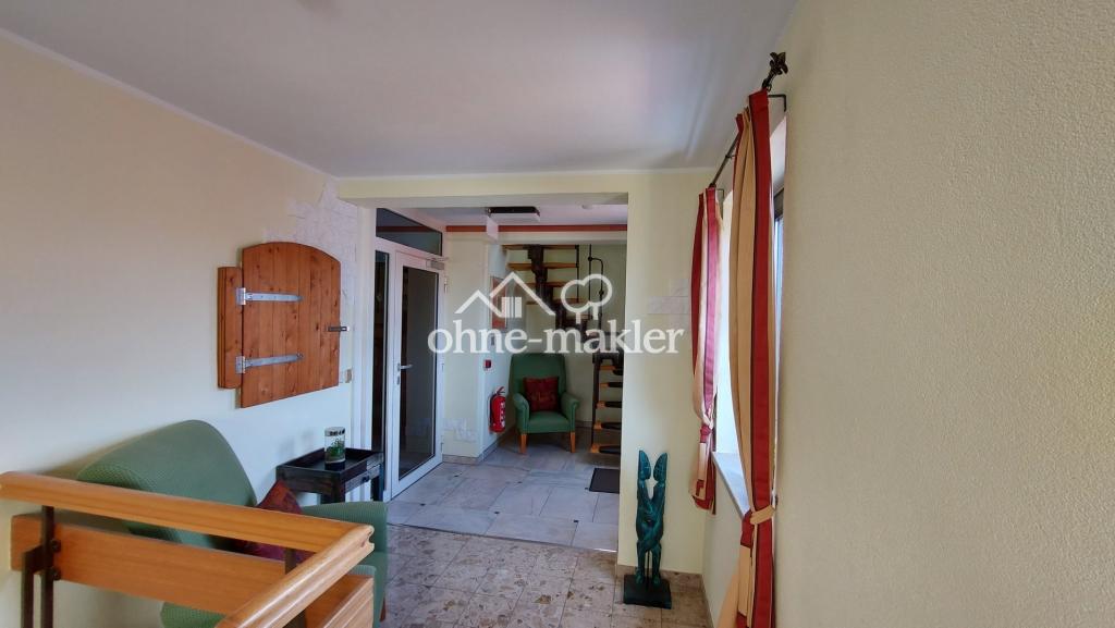Treppenaufgang zur Wohnung
