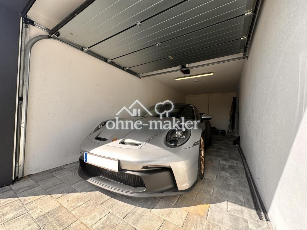 Garage Musterhaus