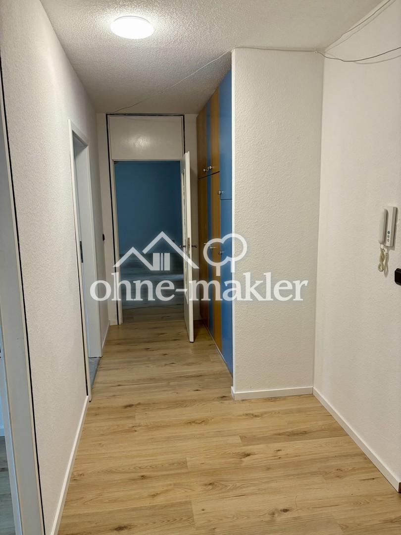Flur mit Einbauschrank