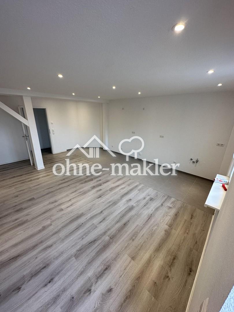 Kernsanierte 8-Zimmer Wohnung - Blick über Pforzheim - Photo 1